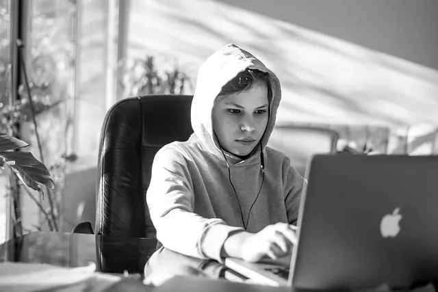 Cómo elegir la plataforma de e-learning perfecta para tu negocio