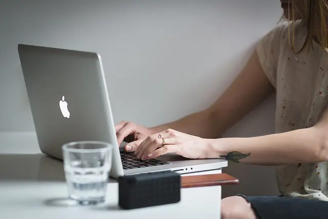 10 herramientas digitales esenciales para la educación virtual
