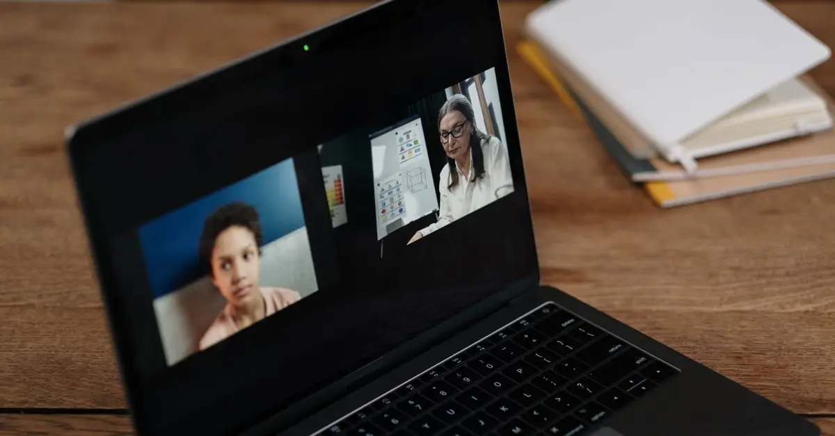 Cómo seleccionar la plataforma de e-learning ideal para tu negocio
