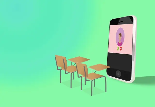 Cómo la Inteligencia Artificial Está Transformando la Educación Virtual