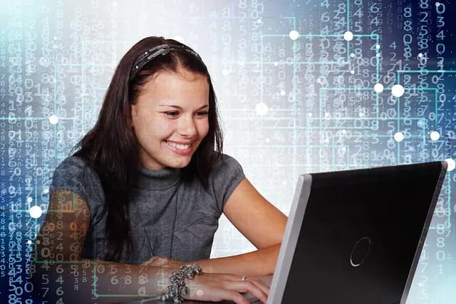 Cómo elegir la mejor plataforma de e-learning para tu negocio