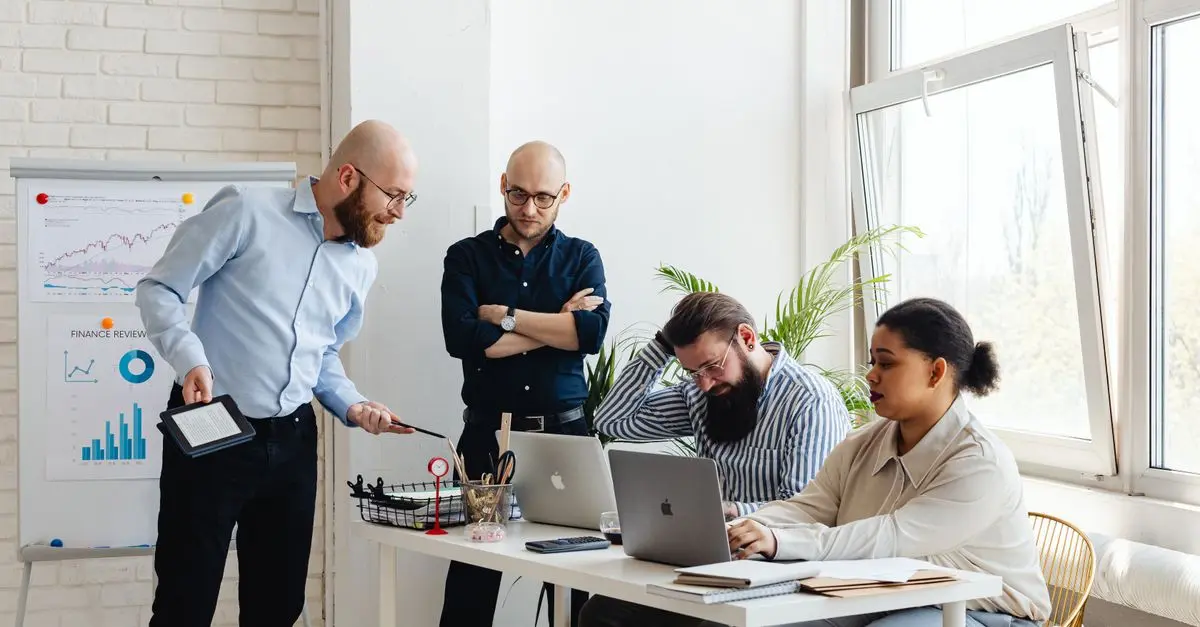 Cómo elegir la mejor plataforma de e-learning para tu empresa