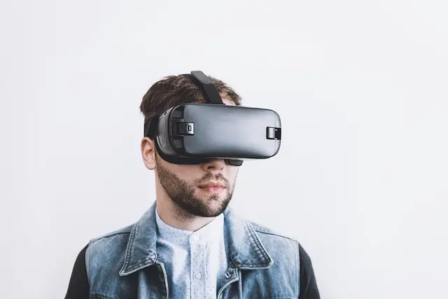 7 razones para adoptar la realidad aumentada en la educación virtual