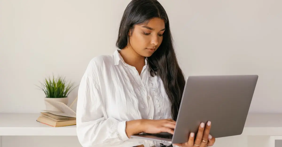 Cómo elegir la plataforma de e-learning ideal para tu negocio