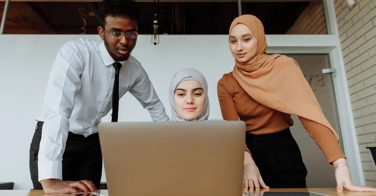 Cómo elegir la mejor plataforma de e-learning para tu empresa