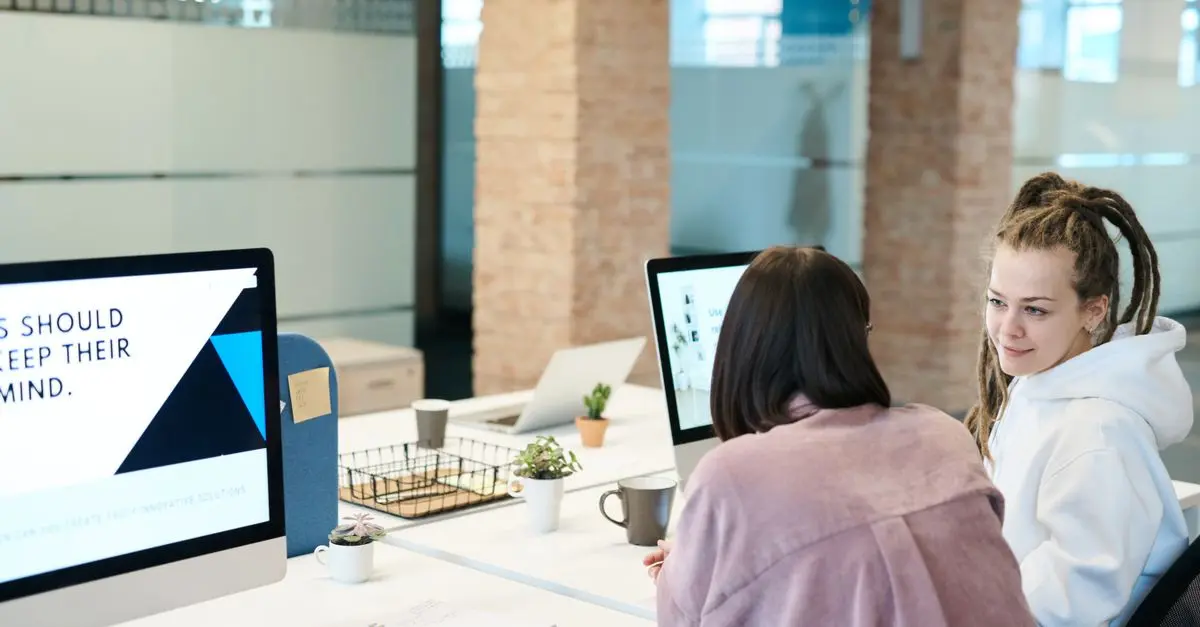 Cómo seleccionar la plataforma de e-learning perfecta para tu negocio
