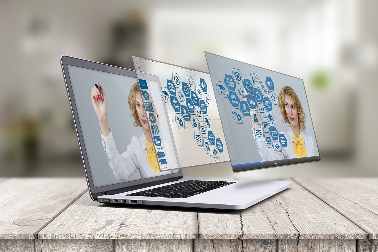 Cómo la realidad aumentada mejora la educación virtual